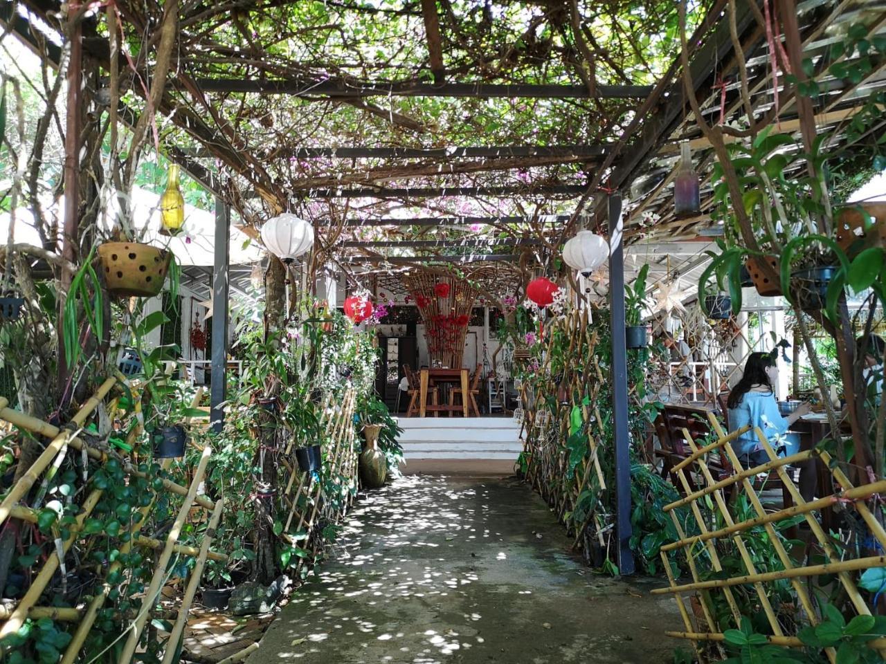 Patty'S Secret Garden Otel Ko Lanta Dış mekan fotoğraf